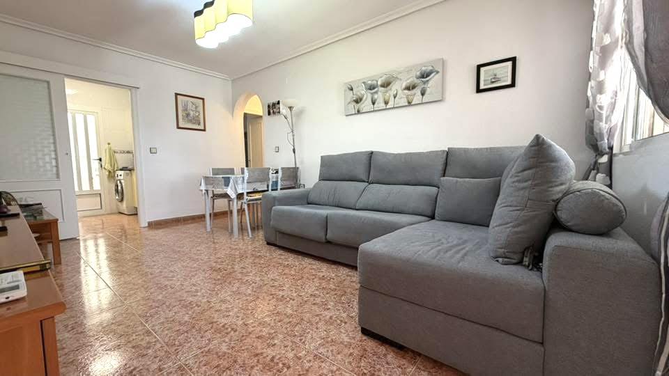 For sale - GROUND FLOOR 2 BED 1 BATH APARTMENT -  - Alicante