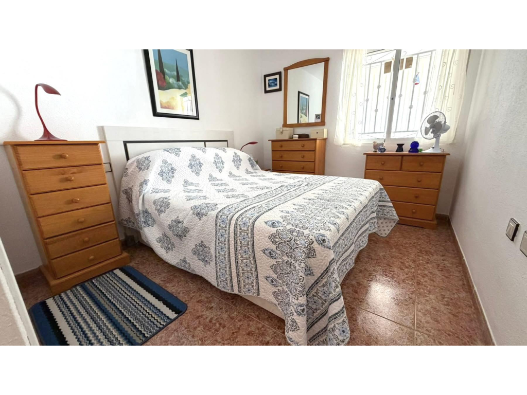 For sale - GROUND FLOOR 2 BED 1 BATH APARTMENT -  - Alicante