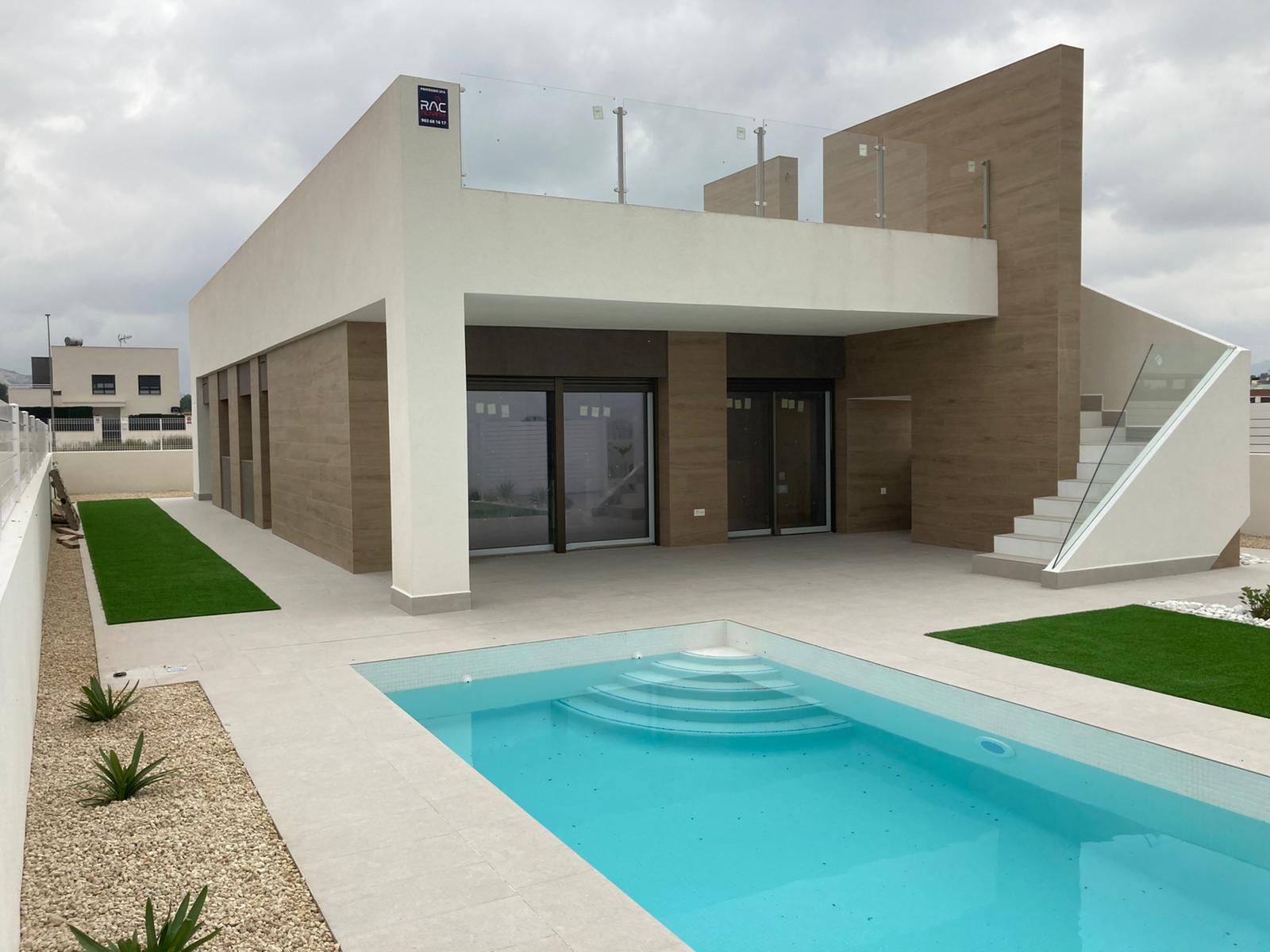 For sale - 3 Bedroom 2 Bathroom detached in Aspe - Aspe  - Alicante
